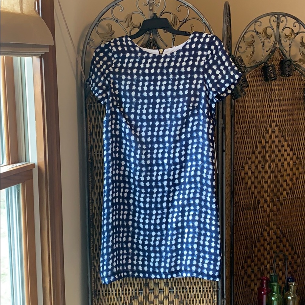 Short sleeve patterned dress